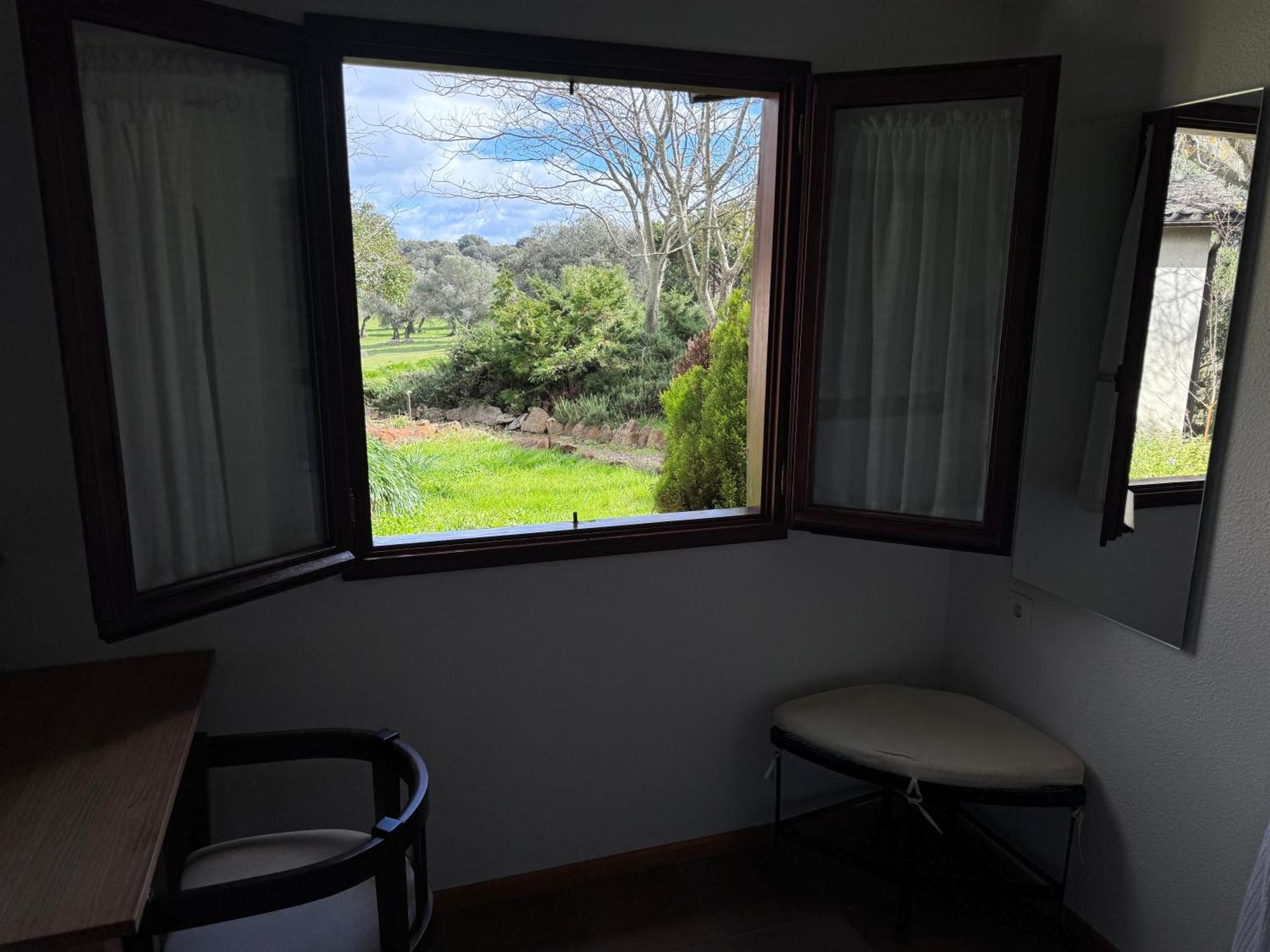 La Cerca Del Alcornoque Guest House Casas de Belvis Luaran gambar