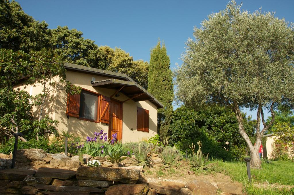 La Cerca Del Alcornoque Guest House Casas de Belvis Luaran gambar